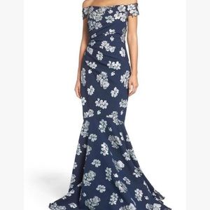 Badgley Mishka evening dress size 12. Fits like a 10 - navy/silver flowers